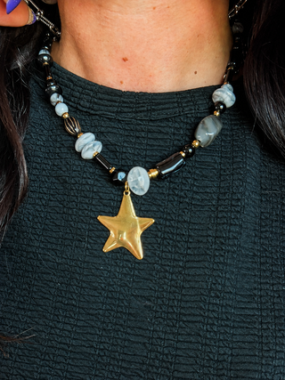 Star Glow Necklace-Black