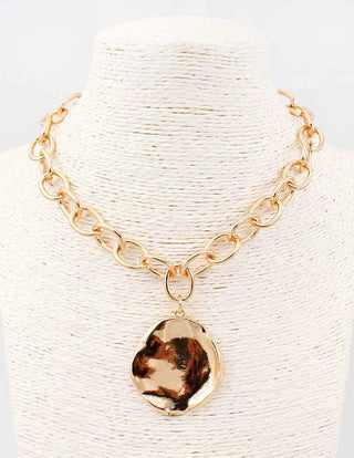 Gold Chain & Textured Circle Necklace