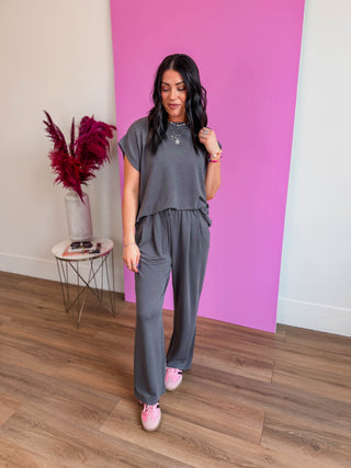 Simple Comfort Lounge Set