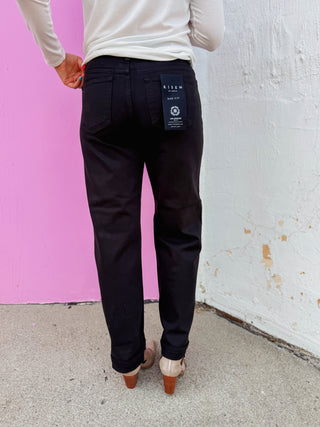 Logan Mid Rise Barrel Jeans