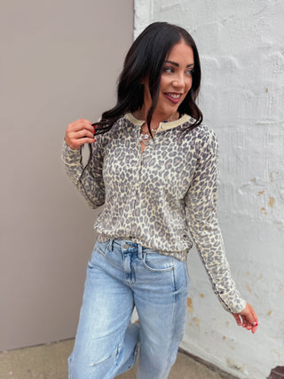 Evie Leopard Cardigan-Brown