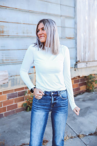 Laci Basic Long Sleeve Top-Off White