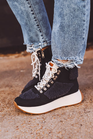 Hacey Flatform Hiker Boot-Black