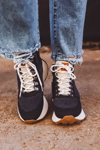 Hacey Flatform Hiker Boot-Black