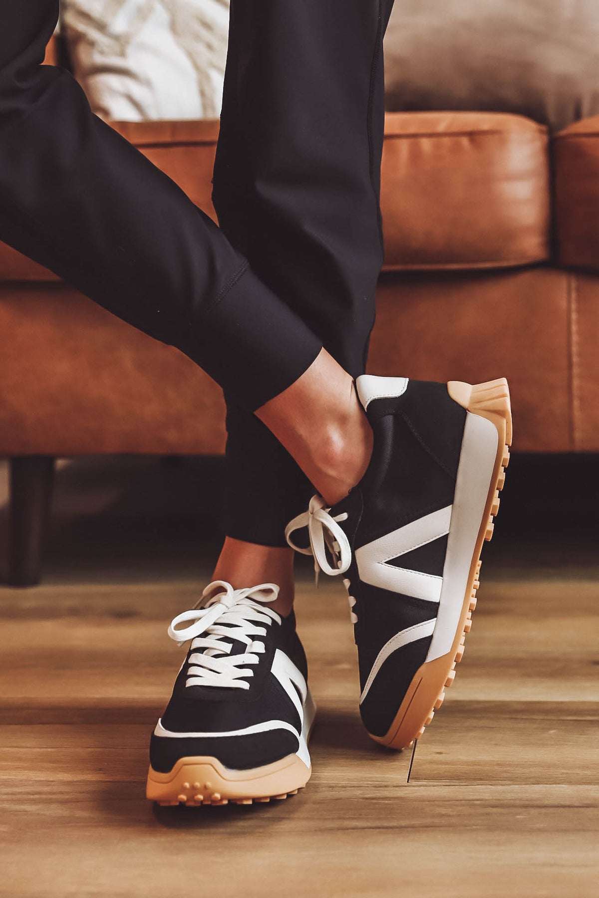 Tristin Sneaker-Black/White