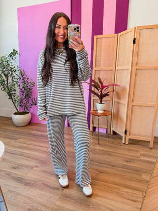Wrapped In Comfort Stripe Set