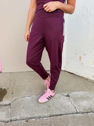 Venice Barrel Active Pants-Dark Plum