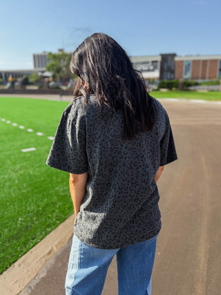 Nebraska Leopard Tee-Black