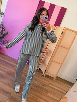 Laidback Stripe Set-Navy/Cream