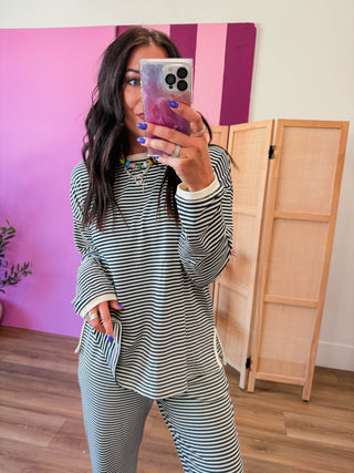 Laidback Stripe Set-Navy/Cream