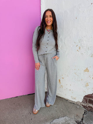 Cal Striped Lounge Set