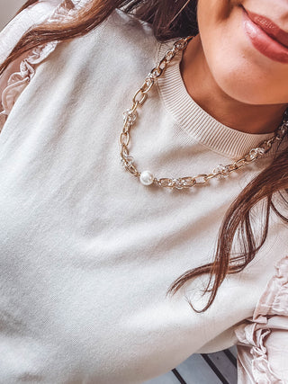 Gold and Pearl Linked Chain Necklace