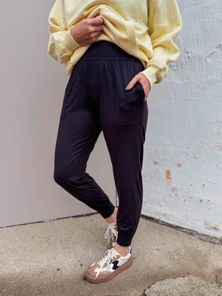 On The Go Joggers-Black