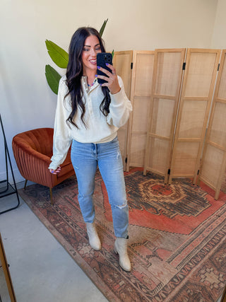 Liliana Henley Sweater-Cream