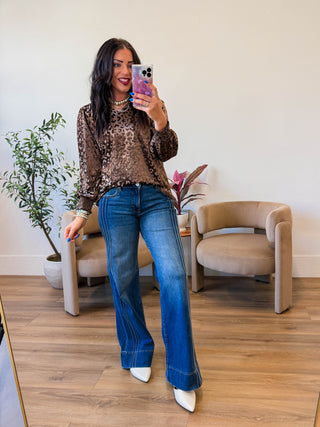 Julia Leopard Velvet Top