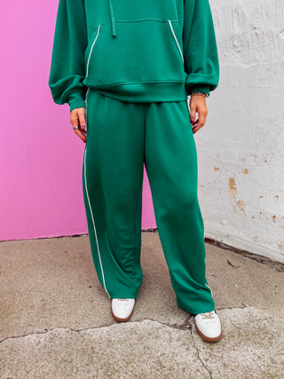 Weekend Mode Pants-Kelly Green