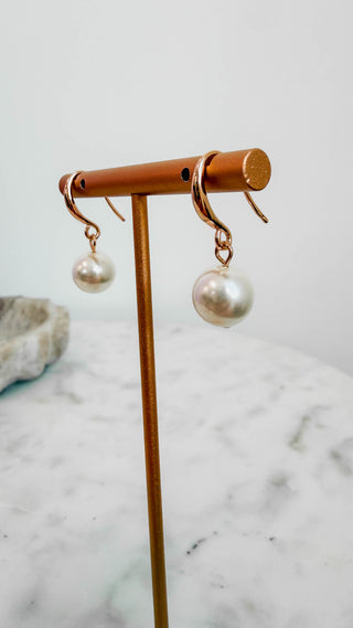 Gold Fishhook Pearl Earrings