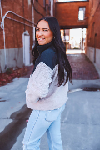 Jaclyn Pullover