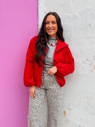 The Landon Jacket brings playful style to your everyday wardrobe. This cute red nylon bubble jacket features a modern silhouette perfect for layering over casual outfits. The adjustable hem lets you customize the fit to your preference, whether you're going for a cropped look or extra coverage. Lightweight and versatile, it's an easy reach for cool-weather days when you want comfort without sacrificing style.
house of color Autumn
house of color Spring
house of color Summer
house of color Winter