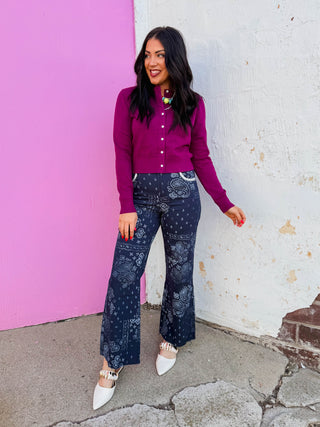 The Indy Denim Pants bring effortless style from desk to dinner. These navy jeans feature a standout bandana paisley pattern that adds personality to any outfit, while frayed hems keep things casual and cool. Delicate lace pocket detailing elevates the everyday look with a feminine touch. Perfect for mixing work-ready polish with weekend relaxation, these pants transition seamlessly through your week.
house of color Summer
house of color Winter
shop by color season