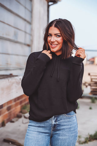 Nikki Pullover-Black