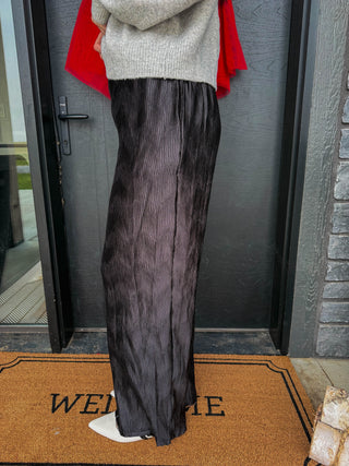 Champagne Wishes Pants-Black