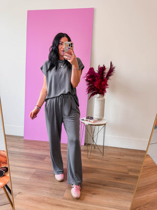 Simple Comfort Lounge Set