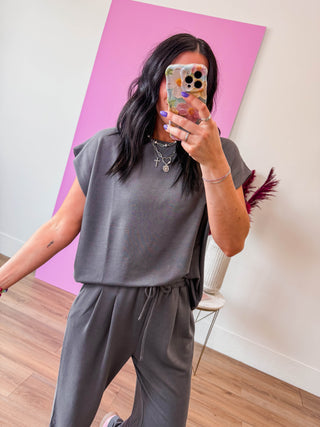 Simple Comfort Lounge Set