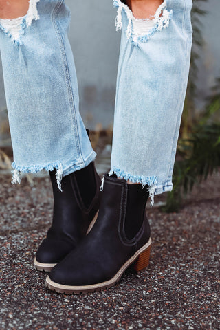 Jasmine Boot-Black