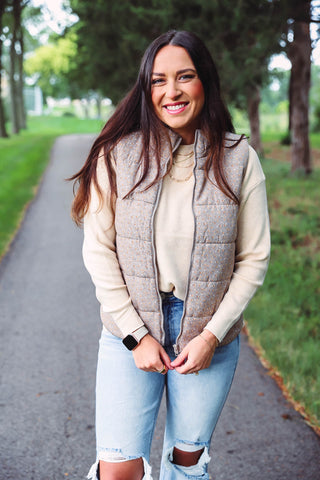 Amara Floral Vest-Taupe