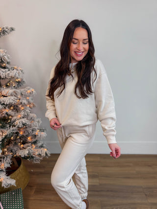 Cozy Club Crewneck-Sand Beige