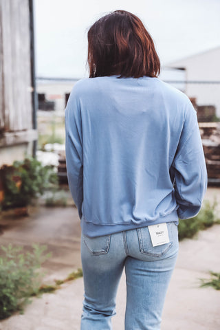 Evelyn Crewneck-Grey Blue