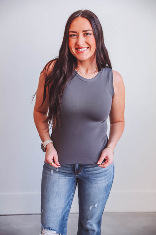 Everyday Seamless Tank-Charcoal