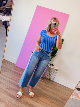 Chill Day Striped Tee-Marina