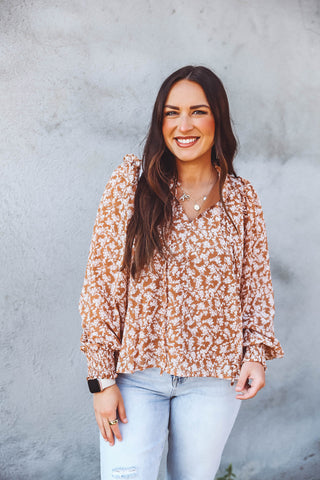 Juliet Floral Top-Mocha