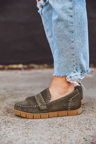 Natalee Loafer-Khaki