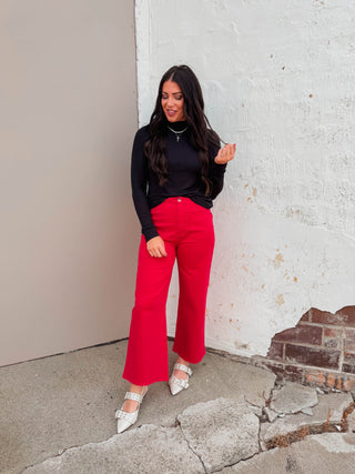 Liz Top-Black-Thread & Supply