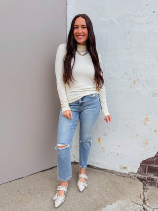 Liz Top-Cream-Thread & Supply