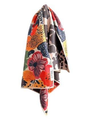 Wildflower Rodeo: Reversible Hand Towel - Crae.Home
