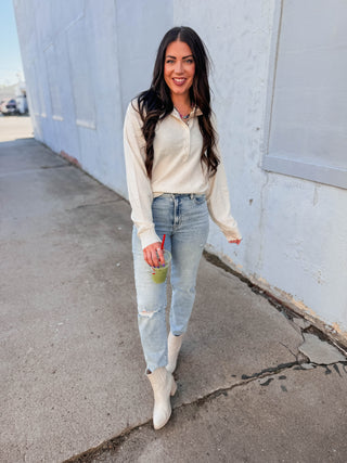 Liliana Henley Sweater-Cream