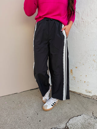 On A Roll Pants-Black