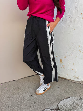 On A Roll Pants-Black